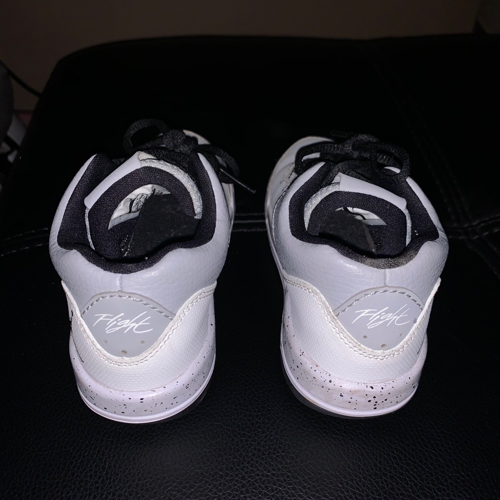 Jordan Flight Shoes - Picture 4 of 6